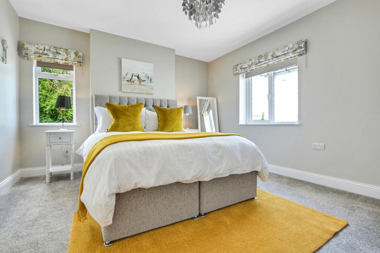 Quay House, North Coast 6 Bedroom Holiday Home Ballycastle Exterior foto